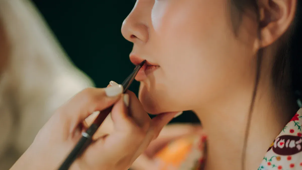 Makeup Basics Guide: Tools, Techniques & Skin Prep