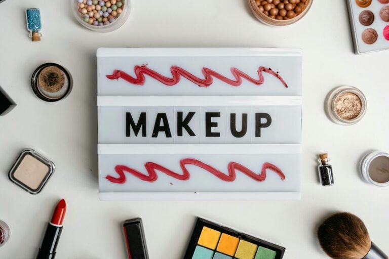 makeup expiration signs checklist